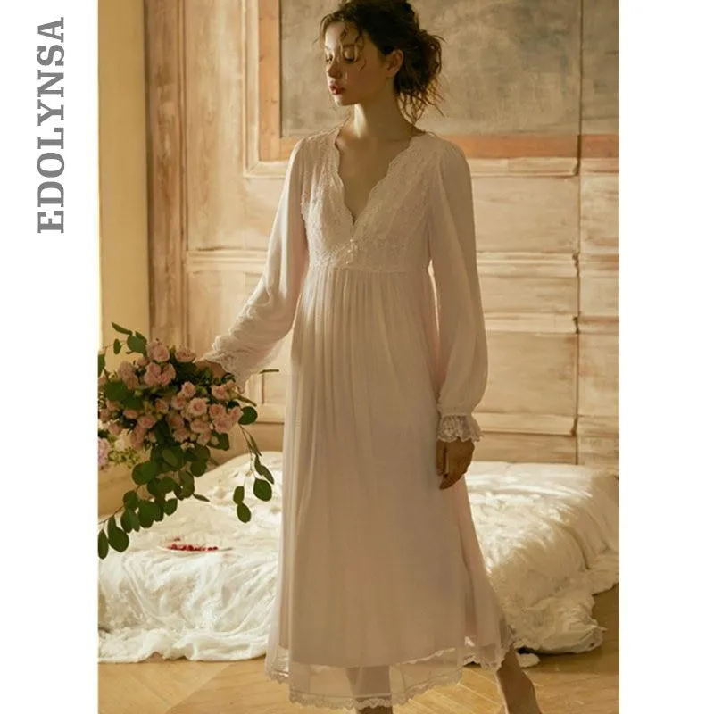 2019 Autumn Sleepwear Vintage White Cotton Nightgown Plus Size Women Home Wear Night Dress Ladies Nightwear Lingerie Nighty T555