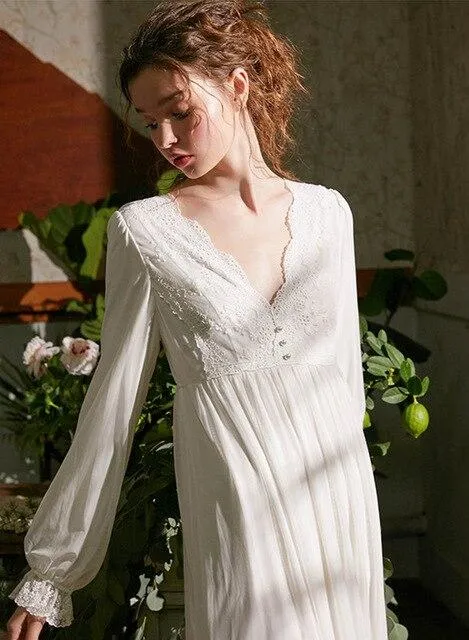 2019 Autumn Sleepwear Vintage White Cotton Nightgown Plus Size Women Home Wear Night Dress Ladies Nightwear Lingerie Nighty T555