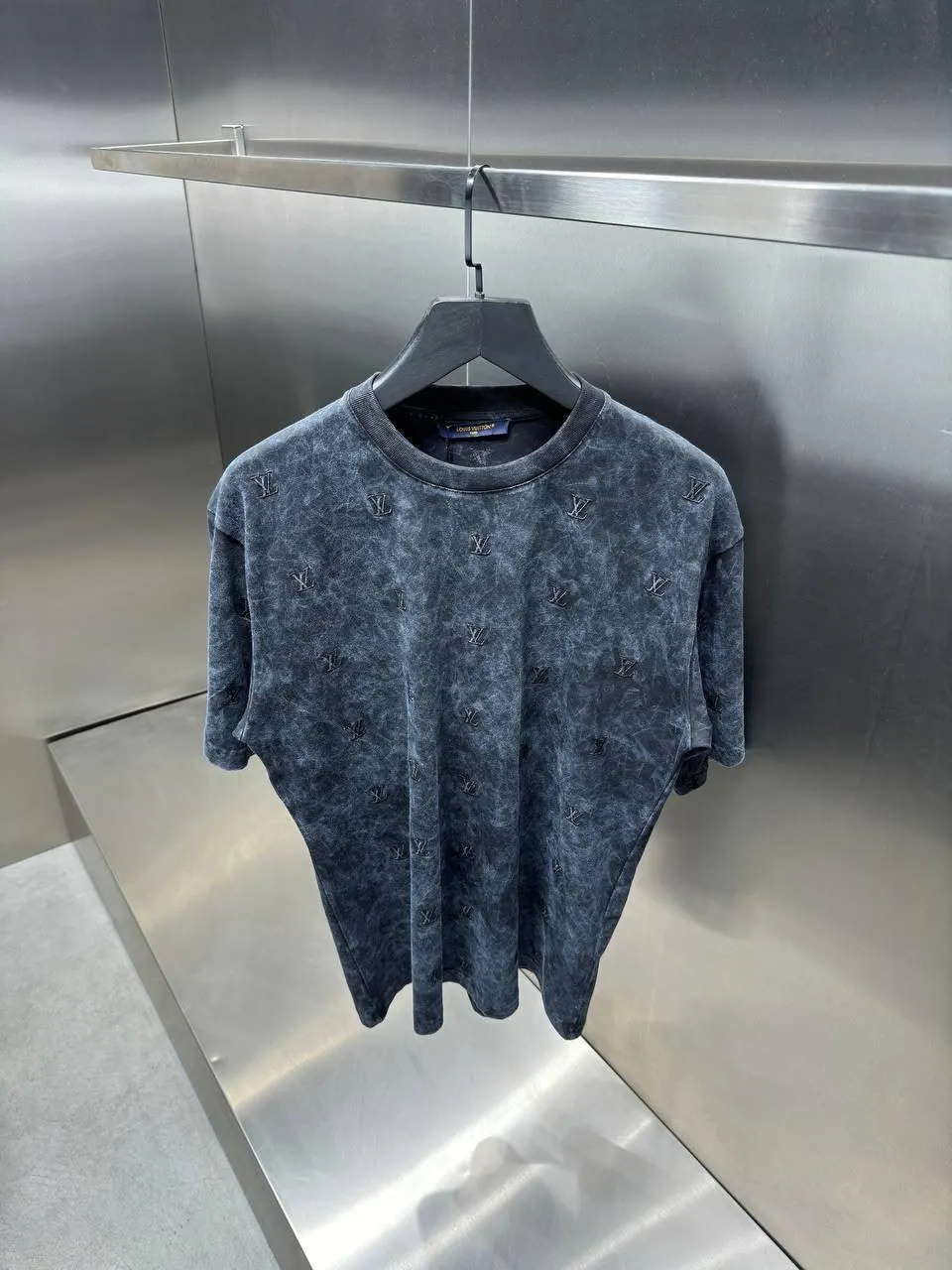 GoatLv® - LuVi T-Shirt 004