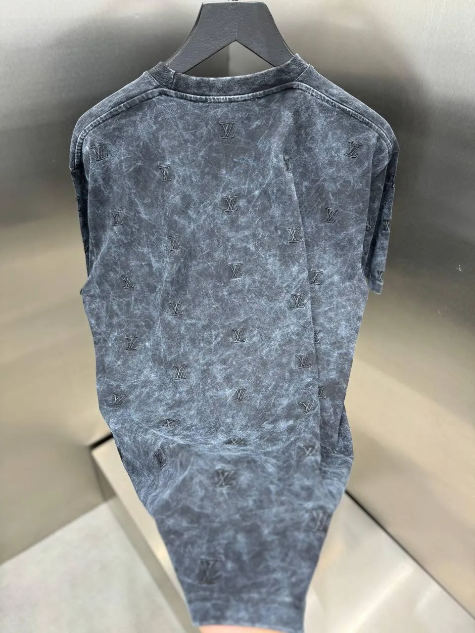 GoatLv® - LuVi T-Shirt 004