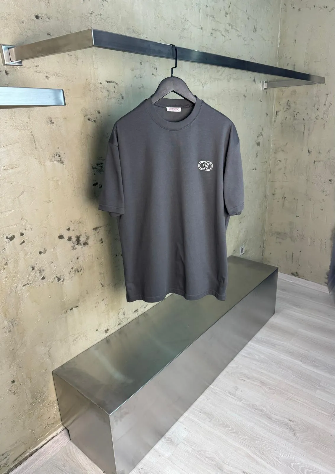 GoatLv® - Valentino T-Shirt 001