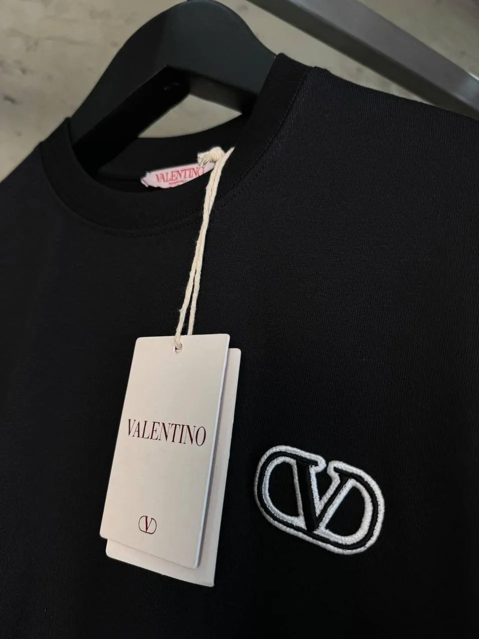 GoatLv® - Valentino T-Shirt 001