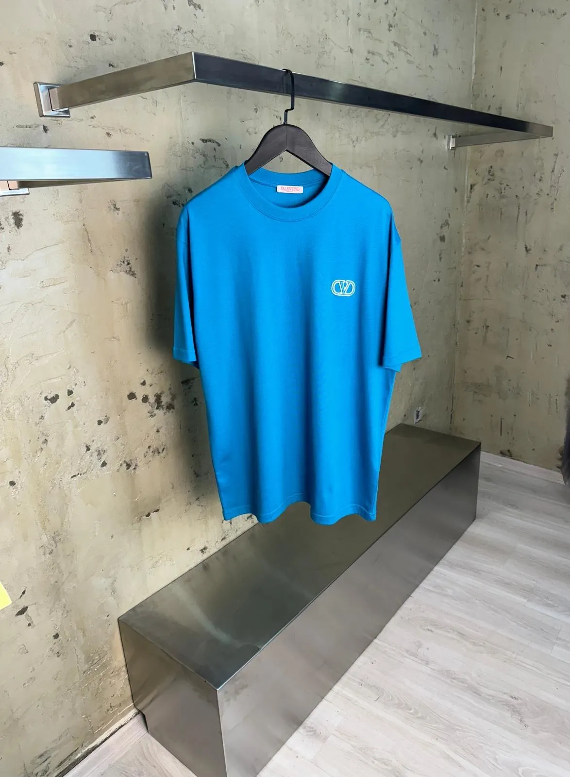 GoatLv® - Valentino T-Shirt 001
