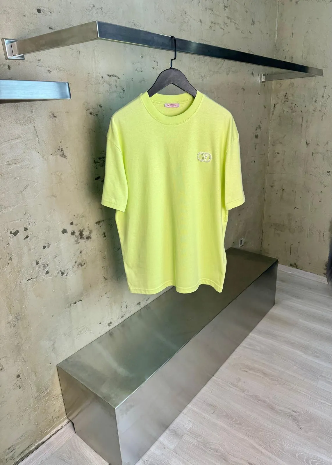 GoatLv® - Valentino T-Shirt 001