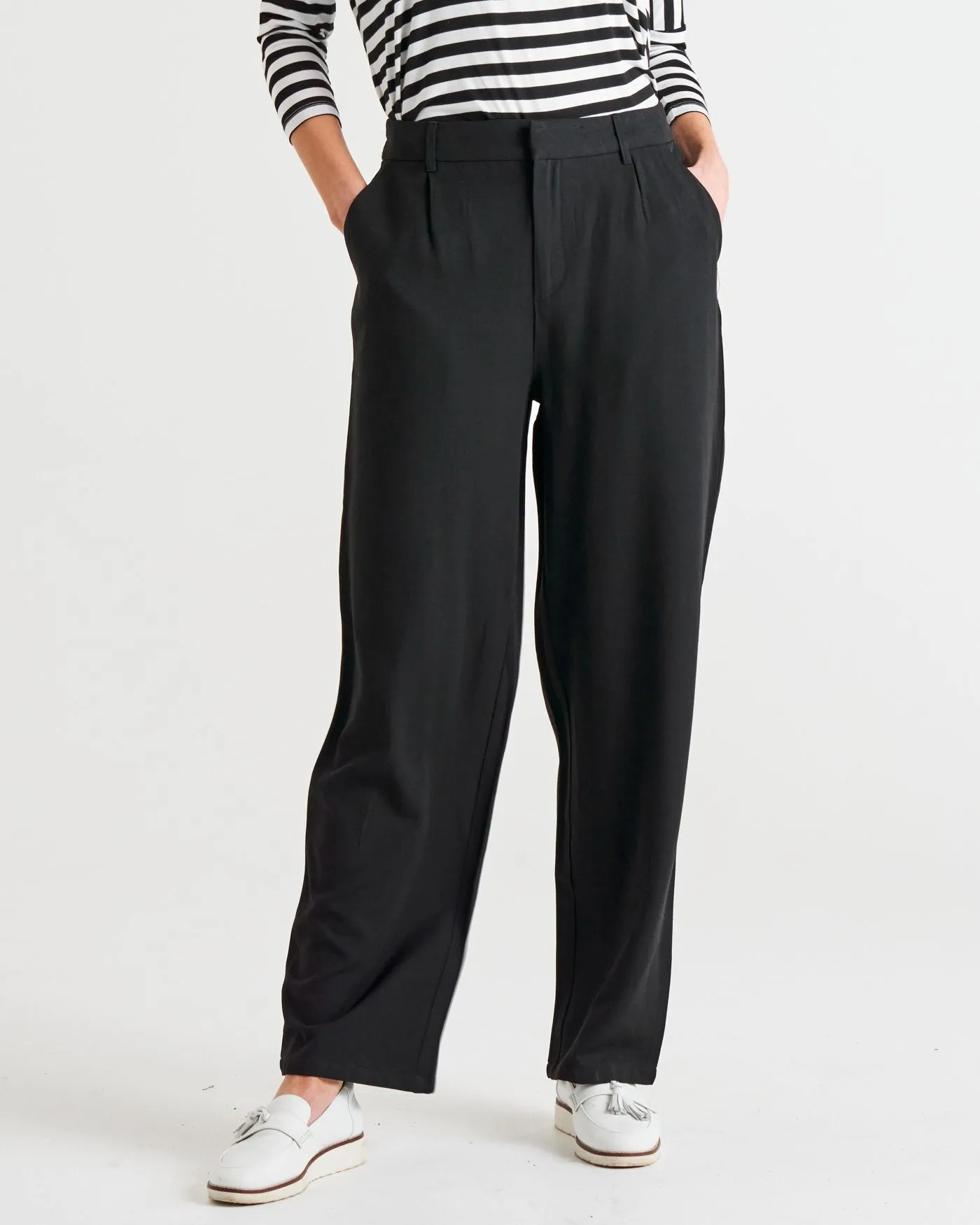 Pamela Mid-High Rise Relaxed Leg Elasticated Pant  - Black