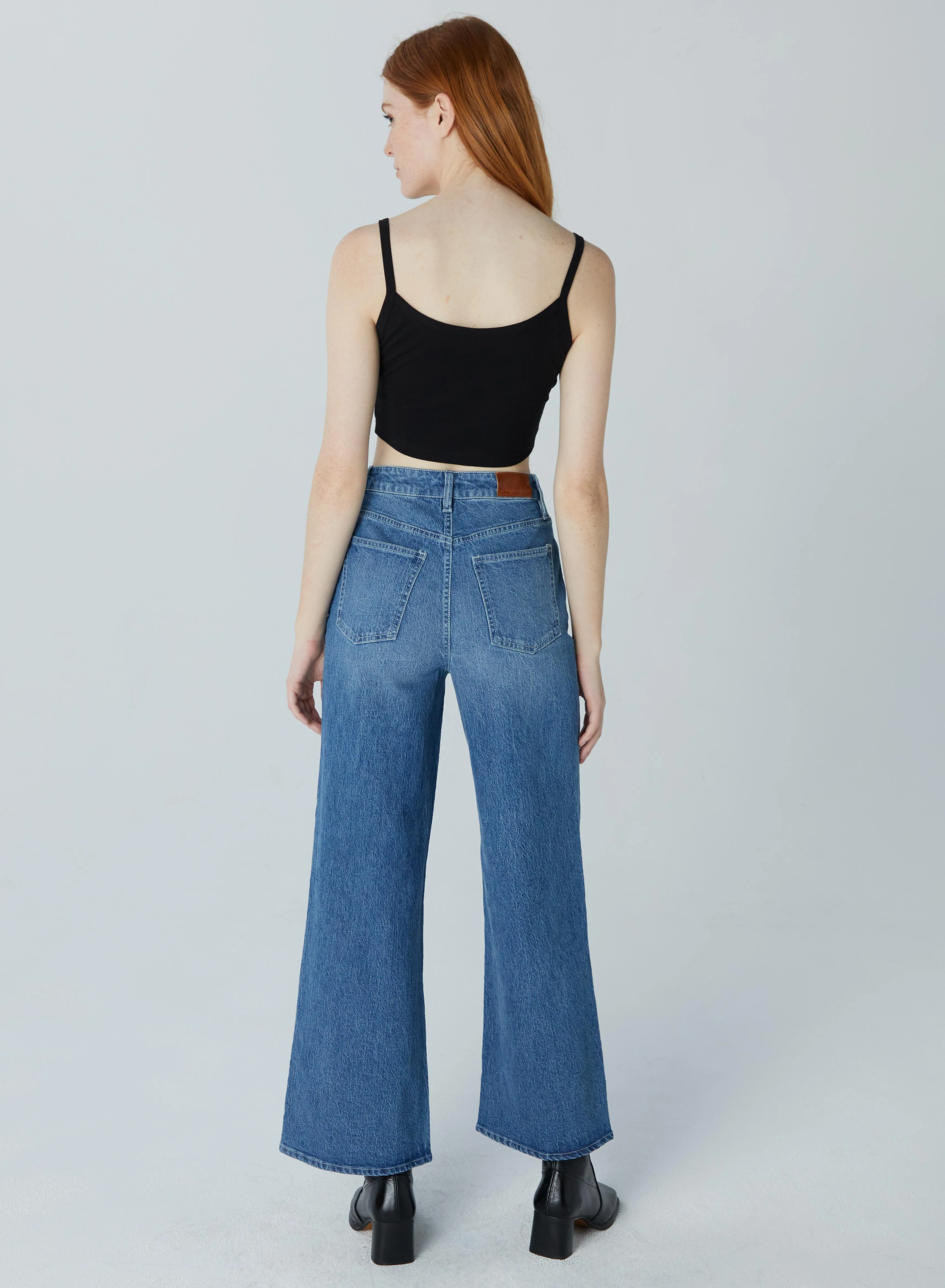 UN2000904 EsteSuper High Rise Wideleg Bell