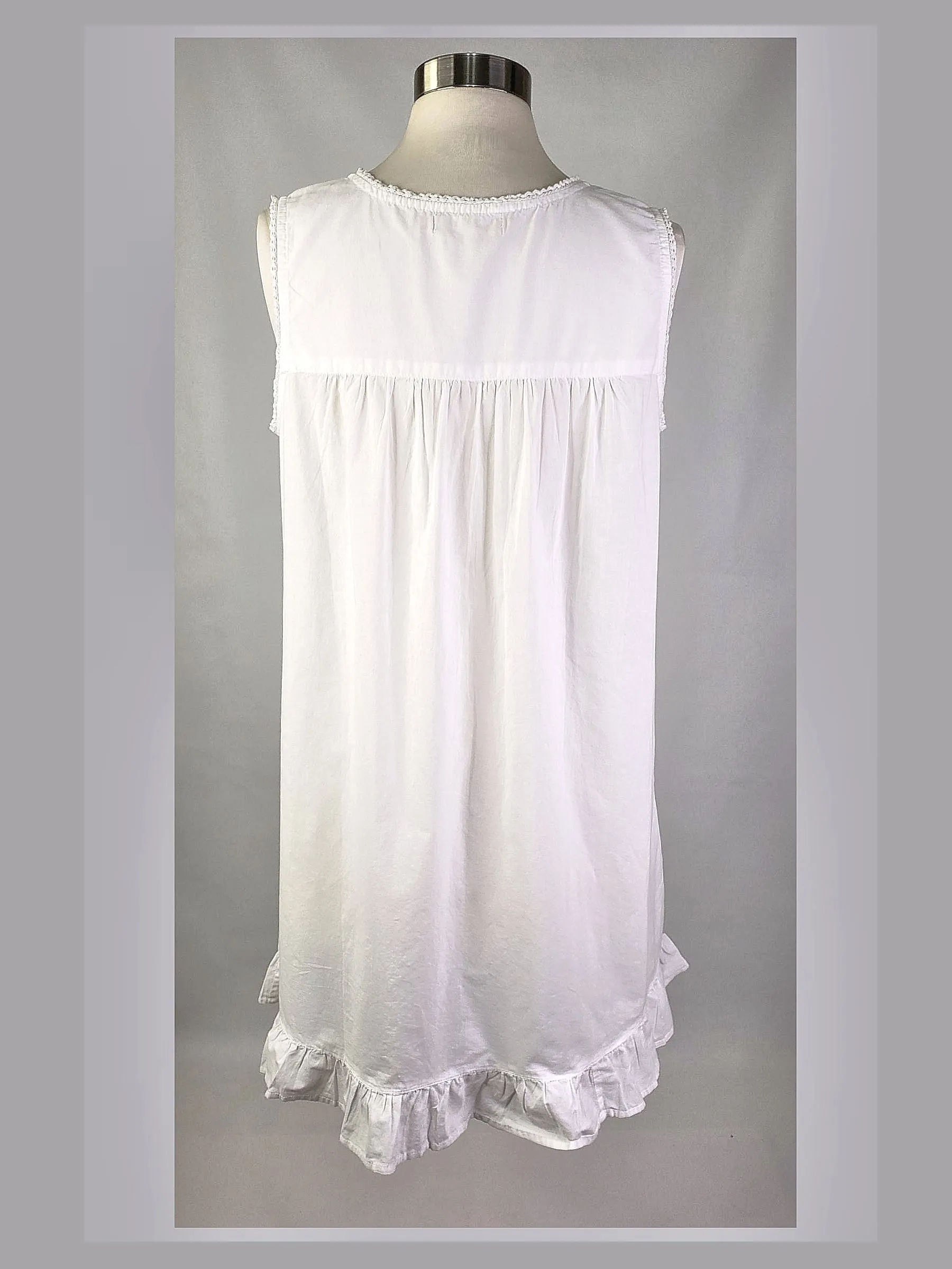 White Cotton Sleeveless Short Nightgown Chemise